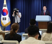 [속보] 尹대통령, 유엔 사무총장과 "북핵 문제 중점 논의"