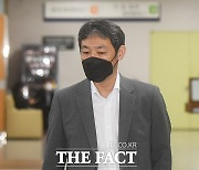 [속보] '조국 명예훼손' 가세연 김용호 징역 8개월 선고