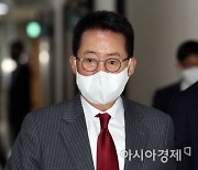 '서해 피살 사건' 고발된 박지원, 변호사 선임.. 수사 대비