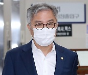 민주당, 18일 최강욱 '성희롱 발언' 징계 재심