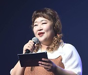홍윤화 측 "'씨름의 여왕' 촬영 중 십자인대 파열, 수술 예정" [공식입장]