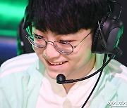 '캐니언' 보며 감탄한 '쇼메이커' 허수 "대회 하는 느낌 나 몰입할 수 있었다" [LCK]