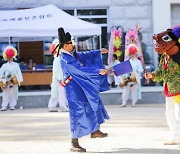 부산시 동래구, 제57주년 국가무형문화재 동래야류의 공개행사 개최
