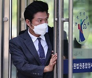 '靑 감찰무마' 폭로 김태우 강서구청장, 항소심도 집행유예