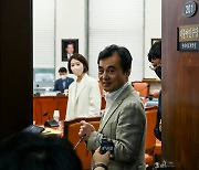 [단독] 민주당, 강령에 '농어민 소득보장' 신설..'기본소득 추구' 미포함