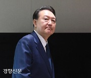 스스로 내건 공정·상식·법치 첫 사면부터 다 무너졌다