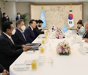 尹대통령-유엔총장 "北 핵·미사일 고도화 세계평화에 큰 도전"