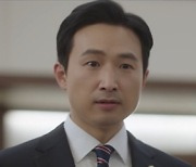 이기섭, '우영우' 변호사로 변신..강한 존재감