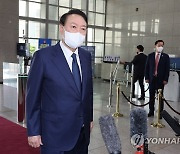 尹 "우리 외교기준은 국익..불필요한 마찰 없게 상호존중 추구"