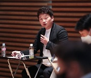 한국프로축구연맹 공청회서 발언하는 박문성 해설위원