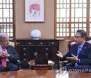 유엔총장 만난 박진 "글로벌 중추국가 위해 유엔과 협력강화"(종합)