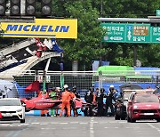 서울 E-PRIX 한 바퀴만에 사고