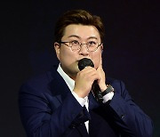 김호중 '팬을 대하는 진심' [MBN포토]