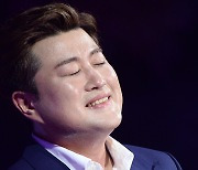 김호중 '팬들 사랑에 감동한 별님' [MBN포토]