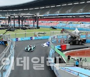 [포토]포뮬러 경기장으로 변신한 잠실 주경기장