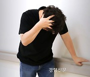 [단독]1년에 병원 2000번 넘게 간 40대..건강보험 재정 압박하는 '과다 의료'