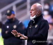 K리그1 대구 가마 감독, 성적 부진으로 사퇴..최원권 대행 체제
