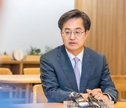 김동연 "경기도 31개 시군에 집중호우 피해 지원금 100억 투입"