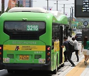가성비 내세운 중국산 전기 버스, 국내 점유율 50% 육박