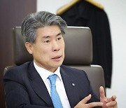 윤종원 기업은행장 "중소기업 지원 국책은행 역할 중요한 시기"
