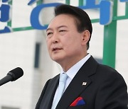 尹 "김대중-오부치 선언 계승..北 비핵화시 획기적 지원" [전문]
