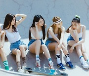 K-pop girl group NewJeans sells over 310,000 copies of EP 'New Jeans' in one week