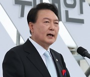[속보] 윤 대통령 "김대중-오부치 계승..한일관계 빠르게 회복"