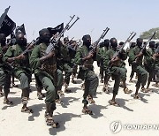 소말리아 "미군 공습에 알샤바브 대원 13명 사망"