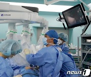 조선대병원, '단일공 로봇 담낭절제술' 시행 성공