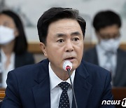 김태흠 지사 금산 방문.."인삼약초산업진흥원 국립 승격 이룰 것"