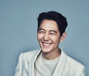이정재, HCA 남우주연상 수상..'오겜' 2관왕