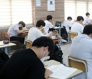 '2025년 고교학점제 도입' 기대감..교육주 일제히 강세