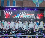 보령 해양머드축제에서도 빛난 우리의 한복..한국 시니어스타협회 주최 패션쇼 성황 개최