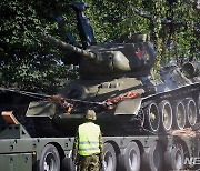 에스토니아, 구소련 기념물 탱크 철거