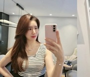 '주진모 아내' 민혜연, 과감한 의사 패션 "배 까고 출근"..사진 보니