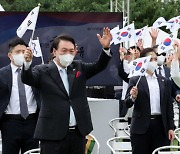 [사설] "일본은 세계 위협에 힘 합칠 이웃" 8·15 경축사