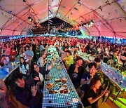 한국에서 보는 독일축제..남해 독일마을 맥주축제 3년만에 개최