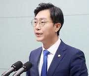 전북도의회 찾아 기자회견 연 장경태 민주당 최고위원 후보