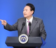 [尹대통령 취임 100일 기자회견] "힘에 의한 北변화 원치않아" 비핵화 대가 체제보장 일축