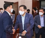 '윤핵관' 이철규 새 예결위 간사 내정, 이준석 "돌격대장 영전" 비판
