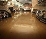 Insurers received 11,000 reports of cars damaged by floods