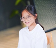 '추성훈 딸' 추사랑, 치아 빠져도 예쁜 12살 숙녀 "곧 만나"