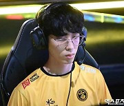 '언제나 전장에 있는 도브' 리브 샌박, DRX 조합 터트리며 '1세트 완승' [LCK PO]