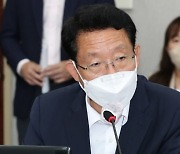 [포토]국회 정치개혁특별위원회 전체회의에서 인사말하는 김상훈 의원