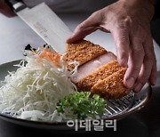 롯데百, '맛집'으로 대변신..F&B 강화