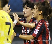 '지소연 멀티골' 여자축구 수원FC 위민, WK리그서 2달 만에 승리