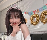 정은지 서른 맞이 생일파티..에이핑크 축하 물결 [DA★]