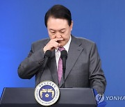 취임101일째 대통령실 개편 카드 꺼내든 尹..정책·홍보 강화(종합)