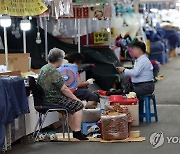 소상공인 빚 탕감 기준 강화..최대 90% 감면율은 유지(종합)