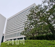 검찰, '금품수수 의혹' 민주당 전 지역위원장 압수수색